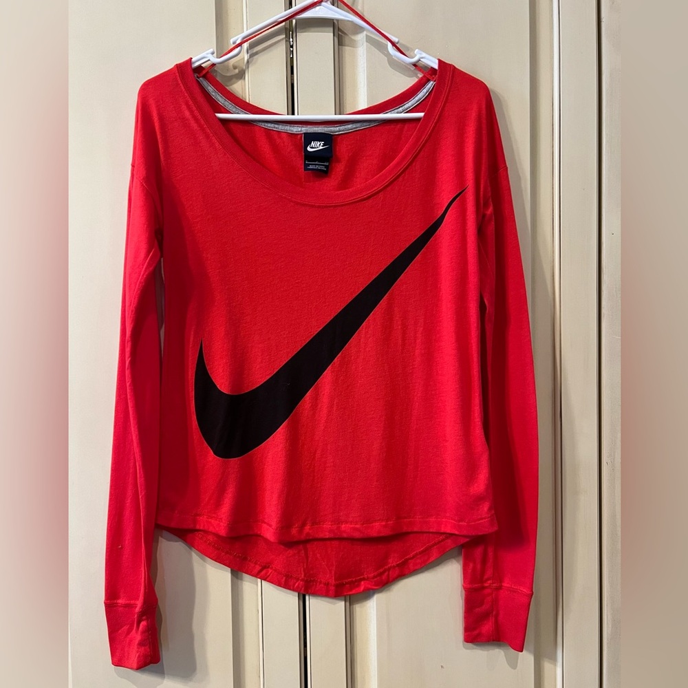 Red Nike Long Sleeve Shirt Size Small